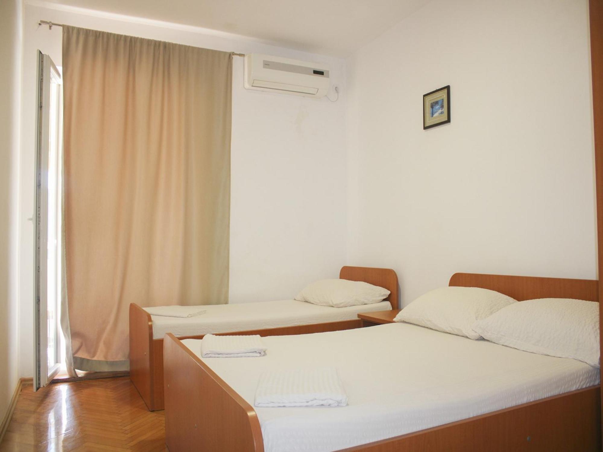 נאום Apartments And Rooms Mato חדר תמונה