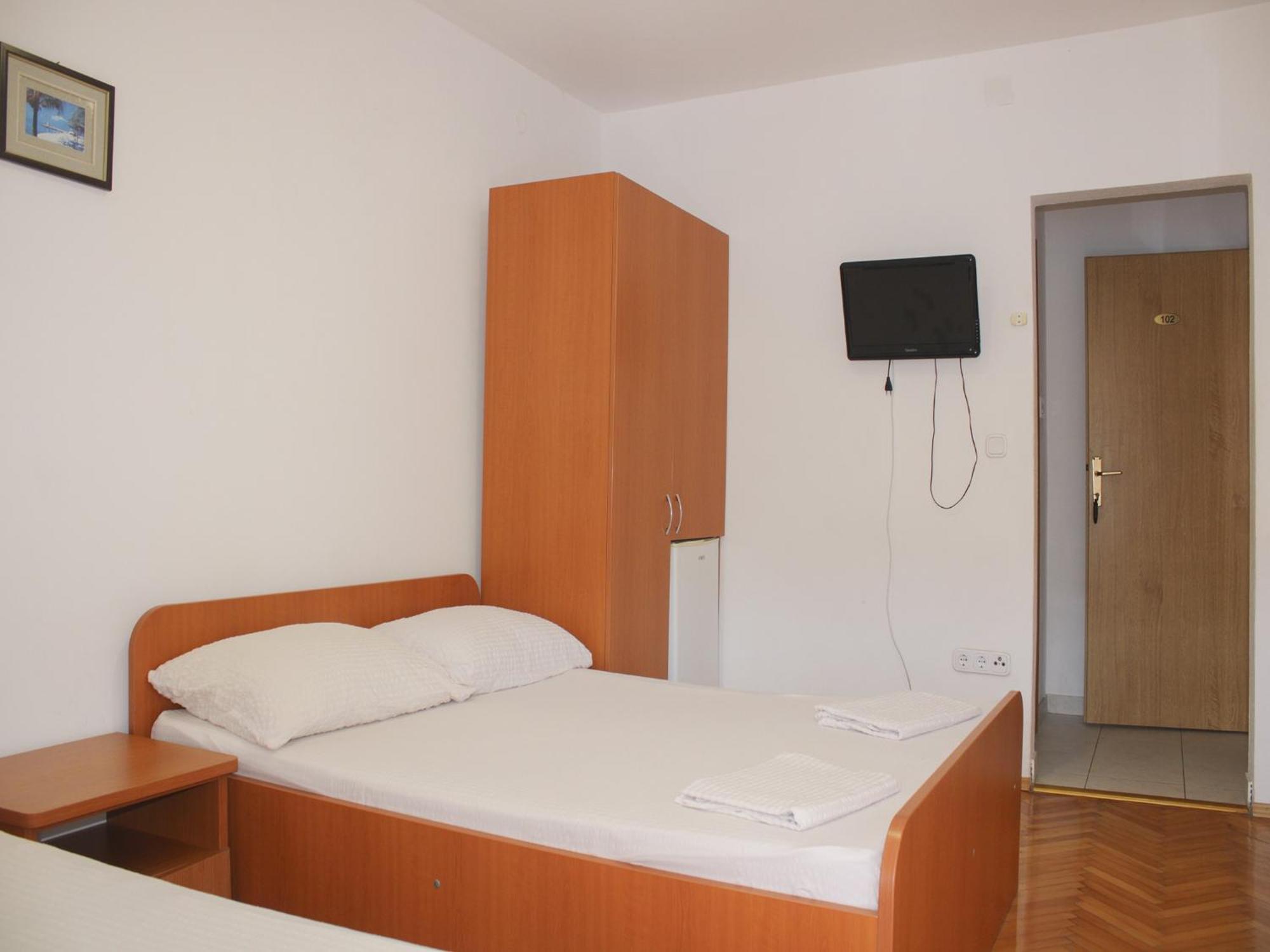 נאום Apartments And Rooms Mato חדר תמונה
